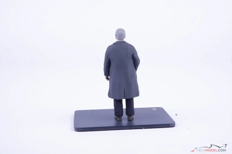 Enzo Ferrari figura, 1:18