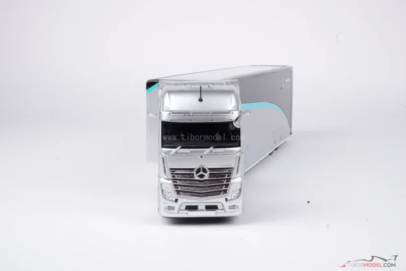 Mercedes csapat kamion 2023, 1:43 Spark