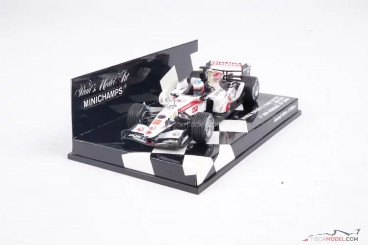 Honda RA106 - Jenson Button (2006), 1:43 Minichamps