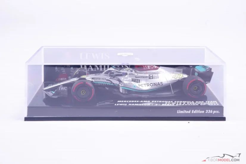 Mercedes W13 - Lewis Hamilton (2022), VC Brazílie, 1:43 Minichamps