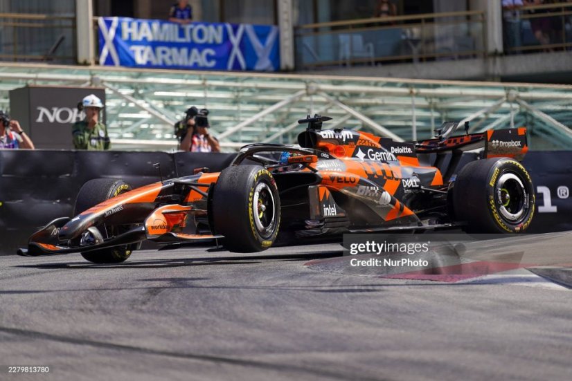 McLaren MCL40 - Oscar Piastri (2026), Monaco GP, 1:43 Minichamps