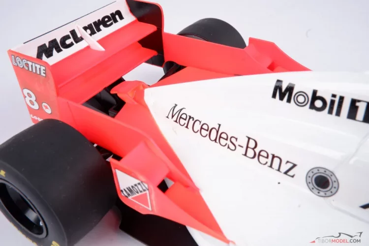 McLaren Mercedes MP4/11 - David Coulthard (1996), 1:18 Minichamps