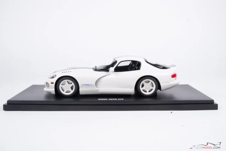 Dodge Viper GTS (1996) biely, 1:18 GT Spirit