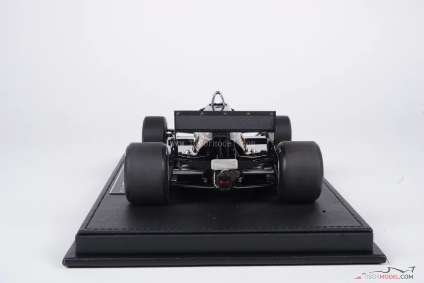 Lotus 93T - Elio De Angelis (1983), Monako, s figúrkou pilota, 1:18 GP Replicas