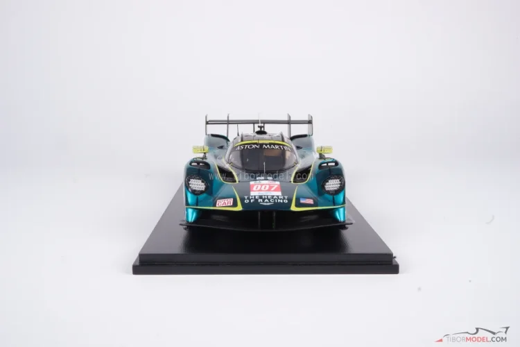 Aston Martin Valkyrie - Tincknell/Gamble/Gunn (2025), Le Mans, 1:18 Spark