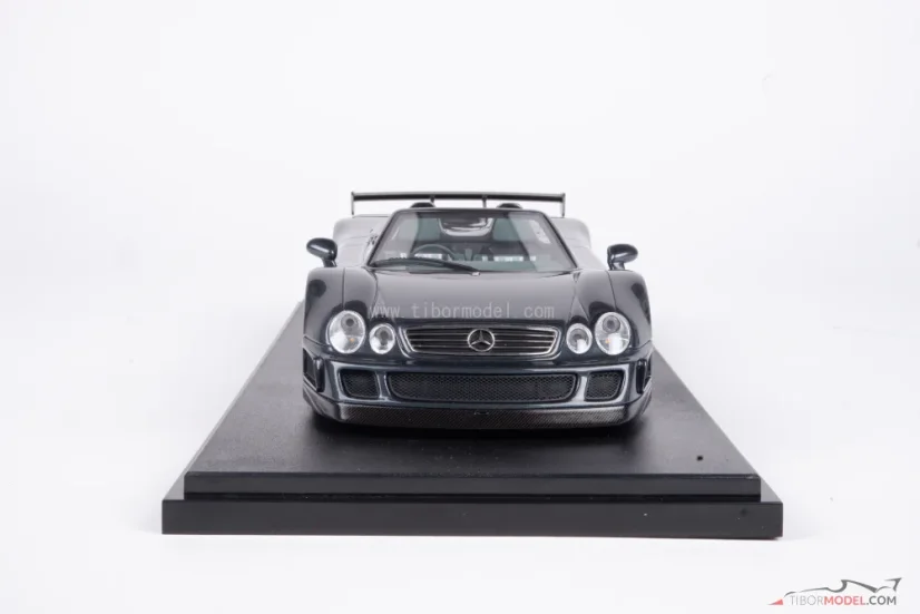 Mercedes-Benz CLK GTR roadster (1999) šedý, 1:18 GT Spirit