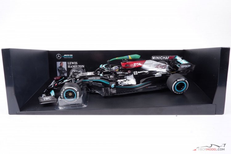 Mercedes W12 - L. Hamilton (2021), 1. hely Brazil Nagydíj, 1:18 Minichamps
