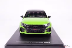 Audi RS3 Limousine (2022) green, 1:18 MCG