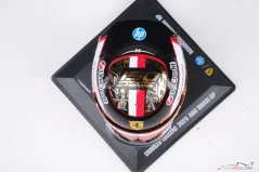 Charles Leclerc 2025 VC Abu Dhabi mini prilba, Ferrari, 1:5 Looksmart