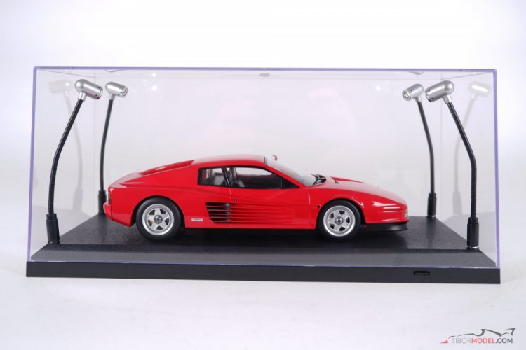 Showcase with LED lights for the 1:18 scale models