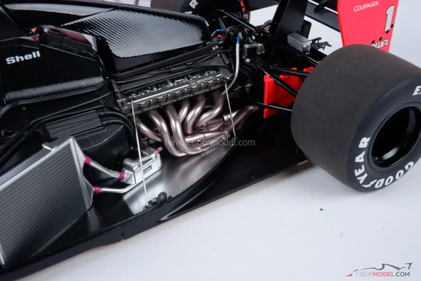 McLaren MP4/6 - Ayrton Senna (1991), with McLaren logo, 1:18 AUTOart