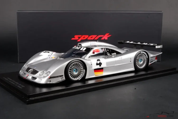 Model car Mercedes CLR Webber 1999, 1:18 Spark | Tibormodel.com