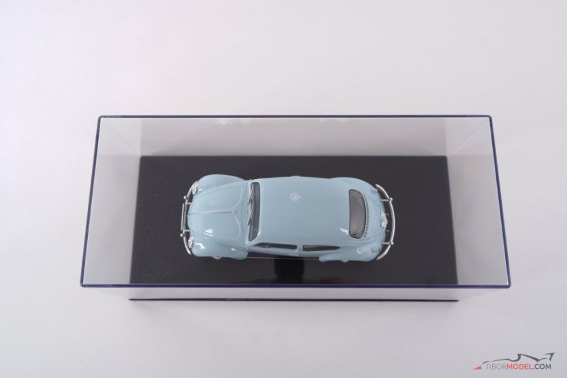 Vitrína pro modely měřítka 1:24, Triple9