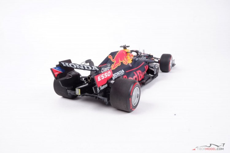 Red Bull RB16b - M. Verstappen (2021), Győztes Holland Nagydíj, 1:18 Minichamps
