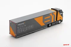 Mercedes Actros kamión McLaren F1 Team, 1:43 Spark