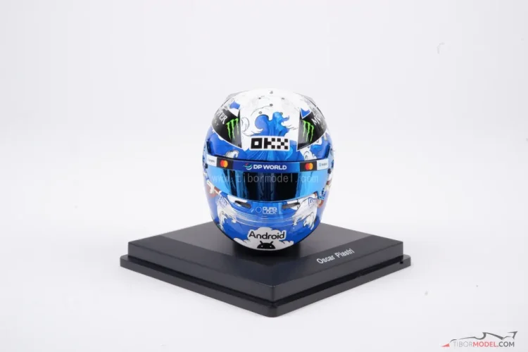 Oscar Piastri 2025 VC Japonska mini prilba, McLaren, 1:5 Spark
