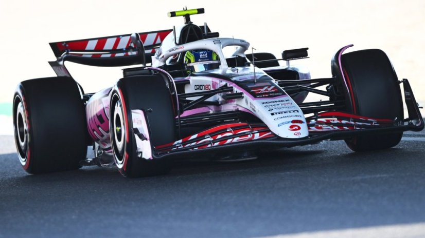 Haas VF-25 - Oliver Bearman (2025), VC Japonska, 1:18 Spark