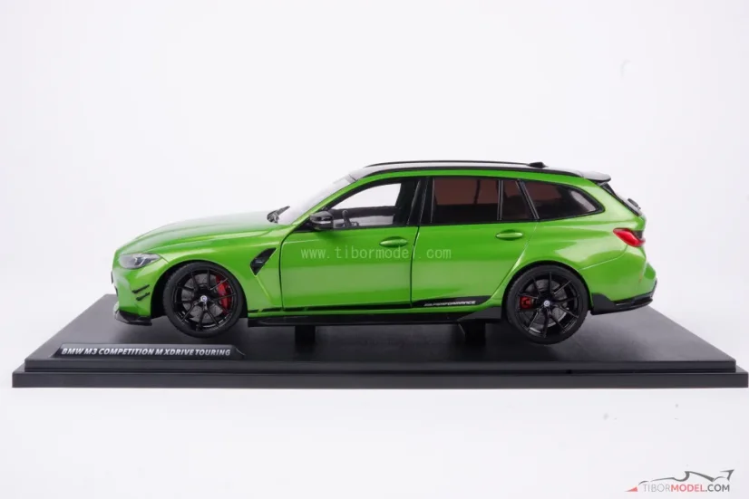 BMW M3 G81 Touring (2024) zelené, 1:18 Solido