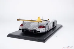 Audi R8 - Ortelli/ McNish/ Aiello (2000), Le Mans, 1:18 Spark