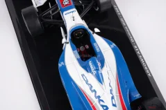 Arrows A18 - Damon Hill (1997), 1:24 Premium Collectibles