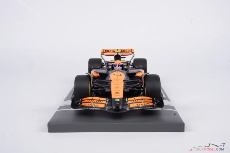 McLaren MCL38 - Lando Norris (2024), VC Maďarska, 1:18 Minichamps McLaren MCL38 - Lando Norris (2024), VC Maďarska, 1:18 Minichamps