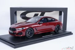 BMW 850i xDrive M Performance (2023) červené, 1:18 GT Spirit