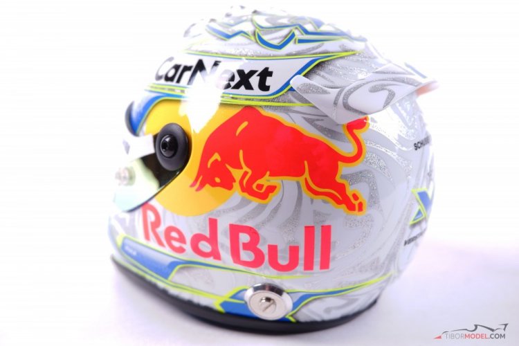 Max Verstappen 2022 Red Bull helmet, Austrian GP, 1:2 Schuberth