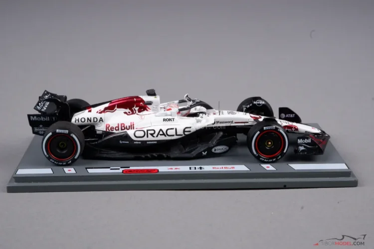 Red Bull RB21 - Max Verstappen (2025), Győztes Japán Nagydíj, 1:43 Spark