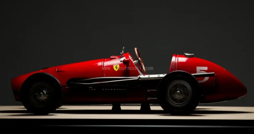 Ferrari 500 F2 - Alberto Ascari (1953) Silverstone, 1:8 měřítko