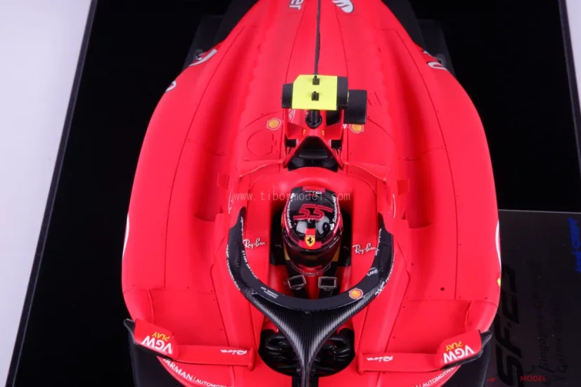 Ferrari SF-23 -  Carlos Sainz (2023), Winner Singapore, 1:18 Looksmart