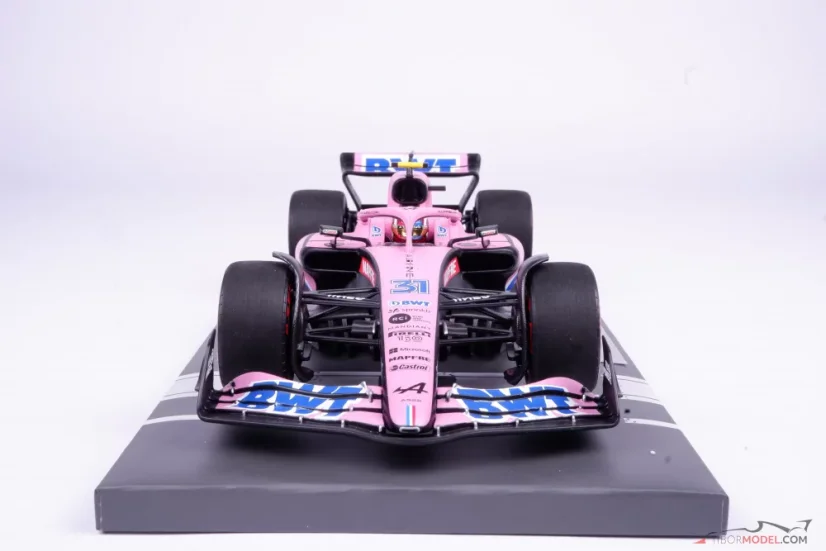 Alpine A522 - Esteban Ocon (2022), VC Bahrajnu, 1:18 Minichamps