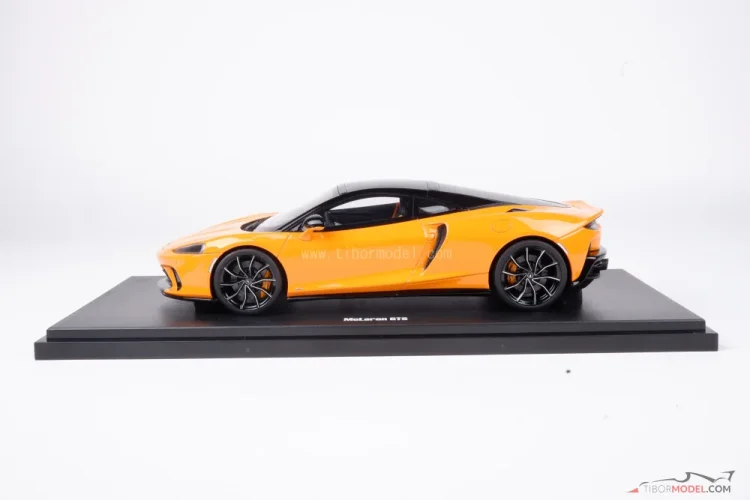 McLaren GTS (2025) narancssárga, 1:18 GT Spirit