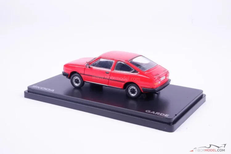 Skoda Garde (1982) piros, 1:43 Abrex