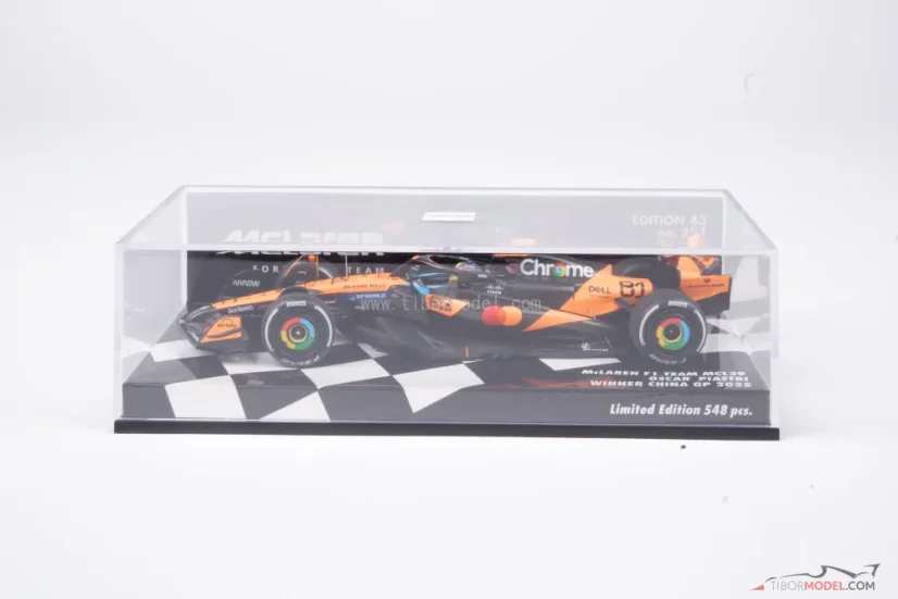 McLaren MCL39 - Oscar Piastri (2025), Víťaz VC Číny, 1:43 Minichamps