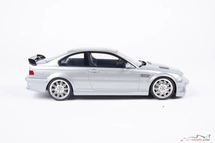 BMW E46 M3 GTR (2001) strieborné, 1:18 Ottomobile