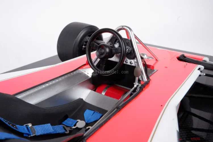 McLaren M23D - James Hunt (1976), Majster sveta, 1:8 Entex