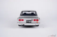 Nissan Skyline 2000 GT-R (1971) strieborný, 1:12 Ottomobile