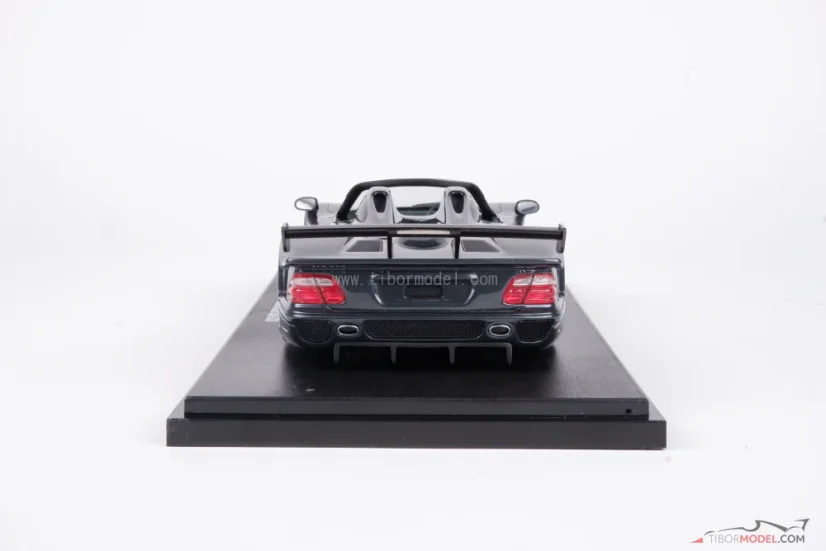 Mercedes-Benz CLK GTR roadster (1999) šedý, 1:18 GT Spirit