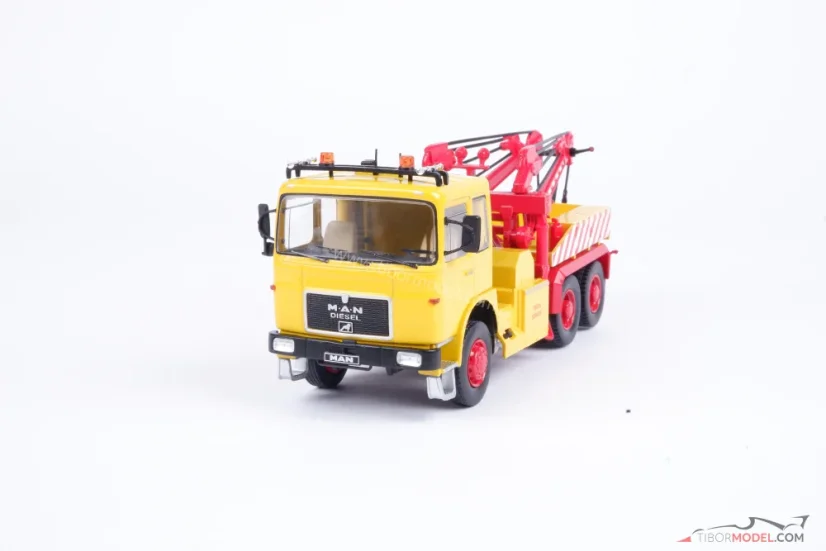 MAN F8 26.281 vontató, 1:43 Ixo