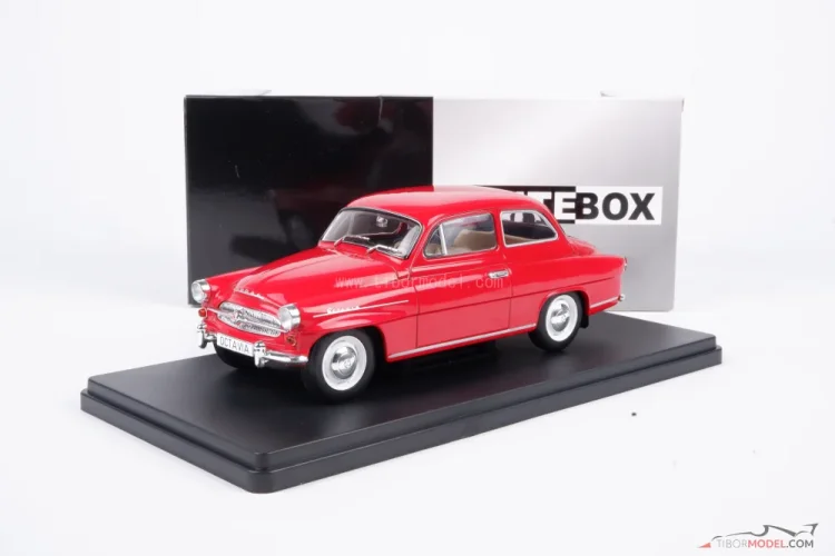 Skoda Octavia Super (1959) piros, 1:24 Whitebox