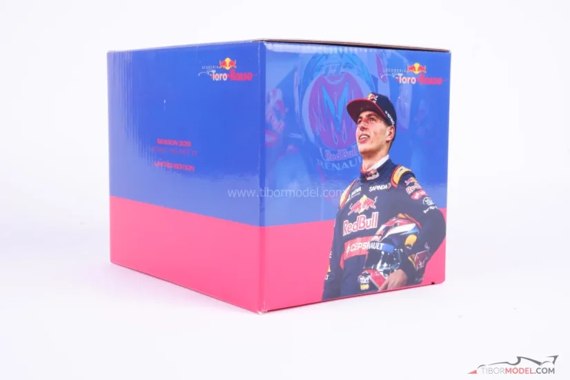 Max Verstappen 2015 Toro Rosso, mini helmet, 1:2 Arai