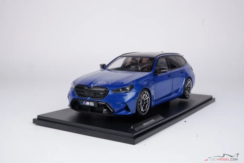 BMW M5 Touring (2024) modré, 1:18 Solido