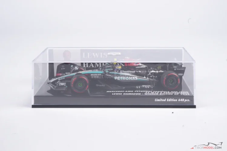 1/43 メルセデス AMG W15 イギリスGP 優勝 ハミルトン フラッグ 1/43 メルセデス AMG W15 イギリスGP 優勝 ハミルトン フラッグ