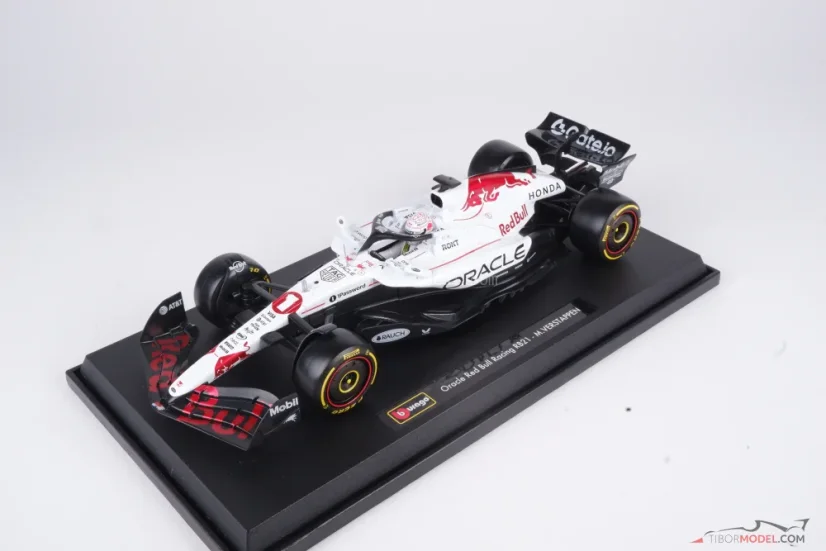 Red Bull RB21 - Max Verstappen (2025), Víťaz VC Japonska, 1:18 Bburago