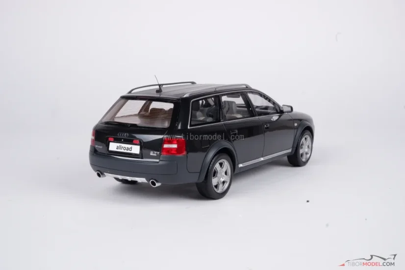Audi A6 C5 All Road (2000) fekete, 1:18 Ottomobile