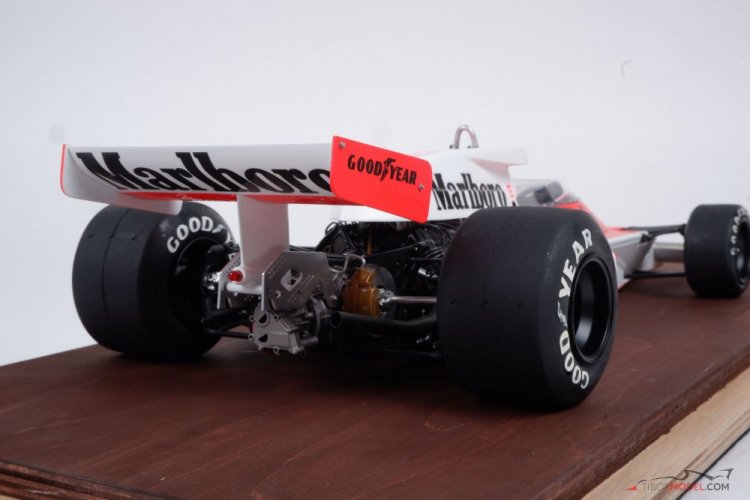 McLaren M23 - James Hunt (1976), 1:12 Tamiya