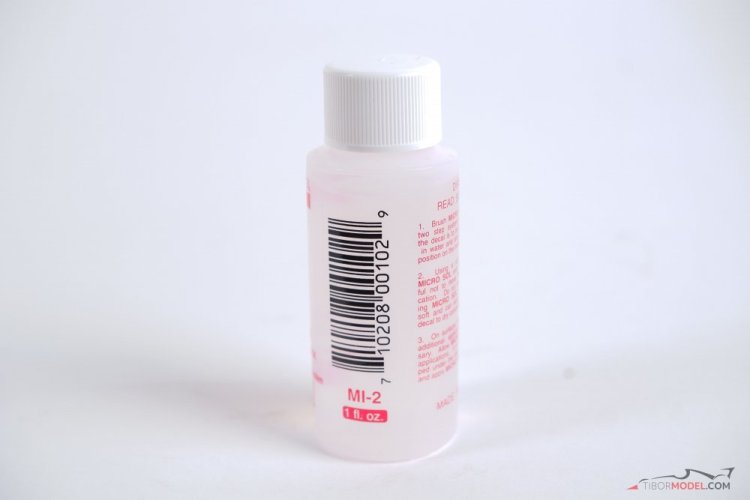 Microsol decal liquid - Red bottle - 1 x 30ml. Decal products manufactured  by Microscale (ref. MI-2, also 710208001029)