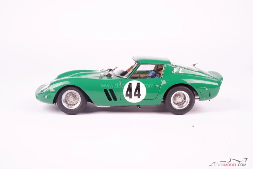 Ferrari 250 GTO - David Piper (1963) Silverstone, 1:18 CMC