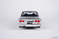 Nissan Skyline 2000 GT-R (1971) silver, 1:18 Ottomobile