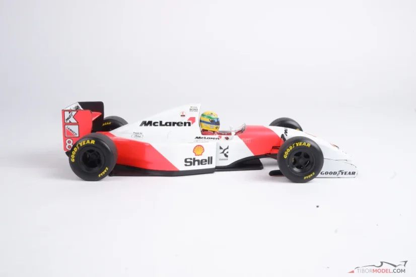 McLaren MP4/8 - Ayrton Senna (1993), 1:18 Minichamps